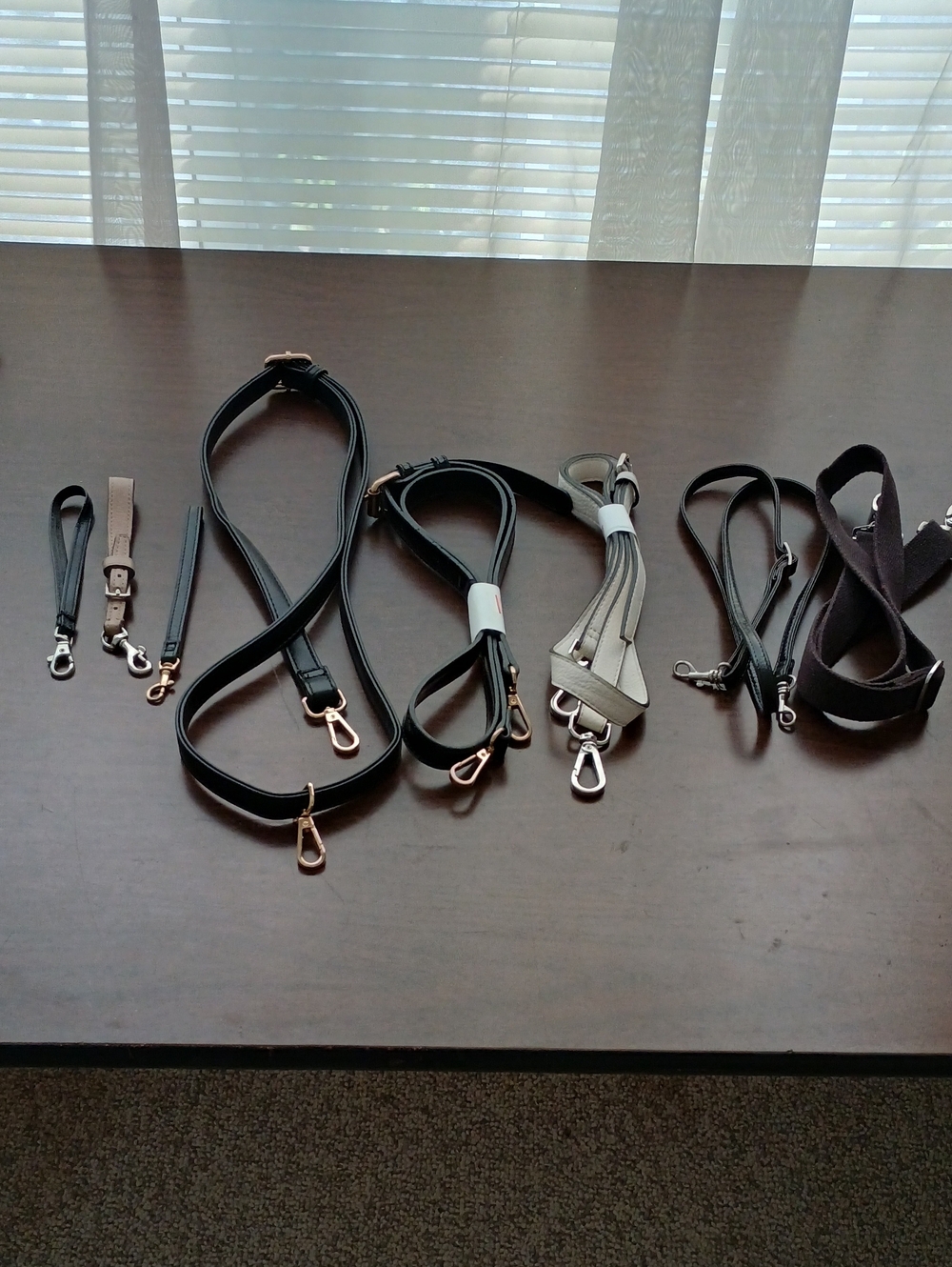 Bundle 8 Straps 5 crossbody 3 wristlet Steve Madden, Vera Bradley and more